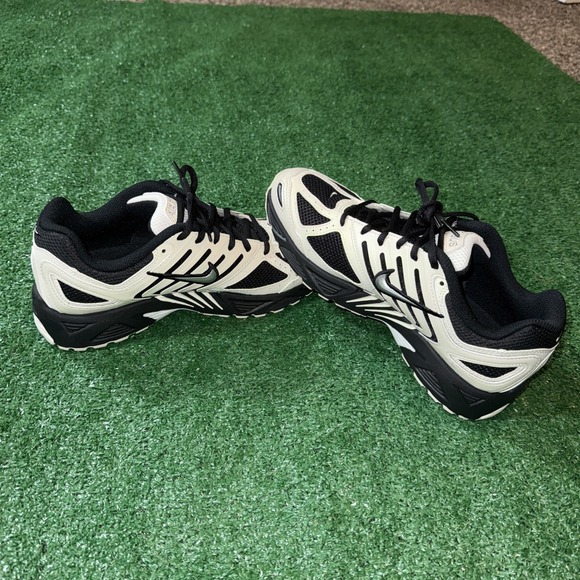 Nike Other - Nike Men's Air Pegasus 2005 Running Sneakers Pale Ivory Size 8.5‎ NEW NO BOX!